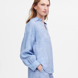 Madewell Shirred Button-Up Shirt in Linen
Sunfaded Blue
Size Large